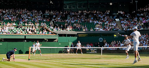 Men's Doubles, Centre Court with new roof, Wimbledon 2009 #1, cr