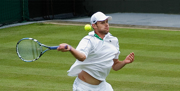 Andy Roddick beating Janko Tipsarevic, 1st Round, Mens' Singles, Centre Court, Wimbledon 2006.